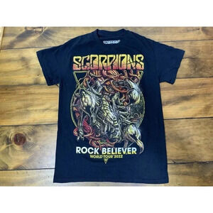 Scorpions Rock Believer World Tour 2022 Official Tour T-Shirt Tee Size Small